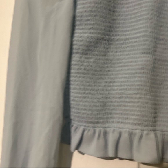 Aritzia Wilfred Tempest Blouse in Snowmelt Blue XS - Picture 13 of 13